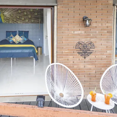 Apartament Trastella, Trastevere Di Charme, Balcone & Hammam