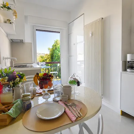 Trastella, Trastevere Di Charme, Balcone & Hammam Apartment Rom